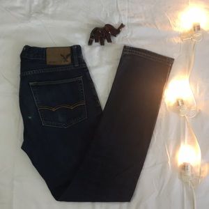 American Eagle dark blue jeans